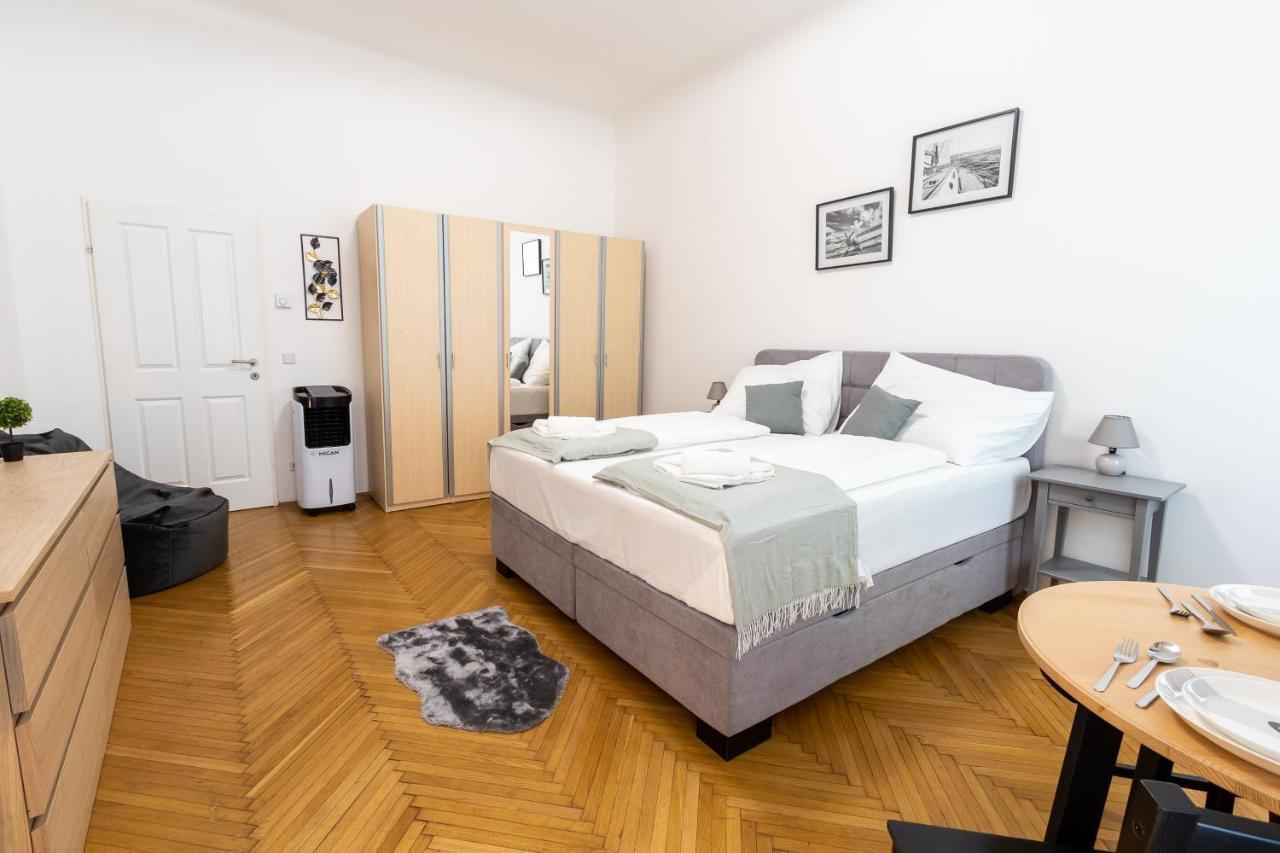 The Place, In The 7Th District Of Vienne Extérieur photo